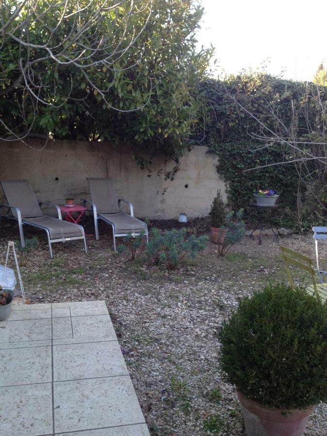 Apartmán L'Oustalet La Tour-dʼAigues Exteriér fotografie