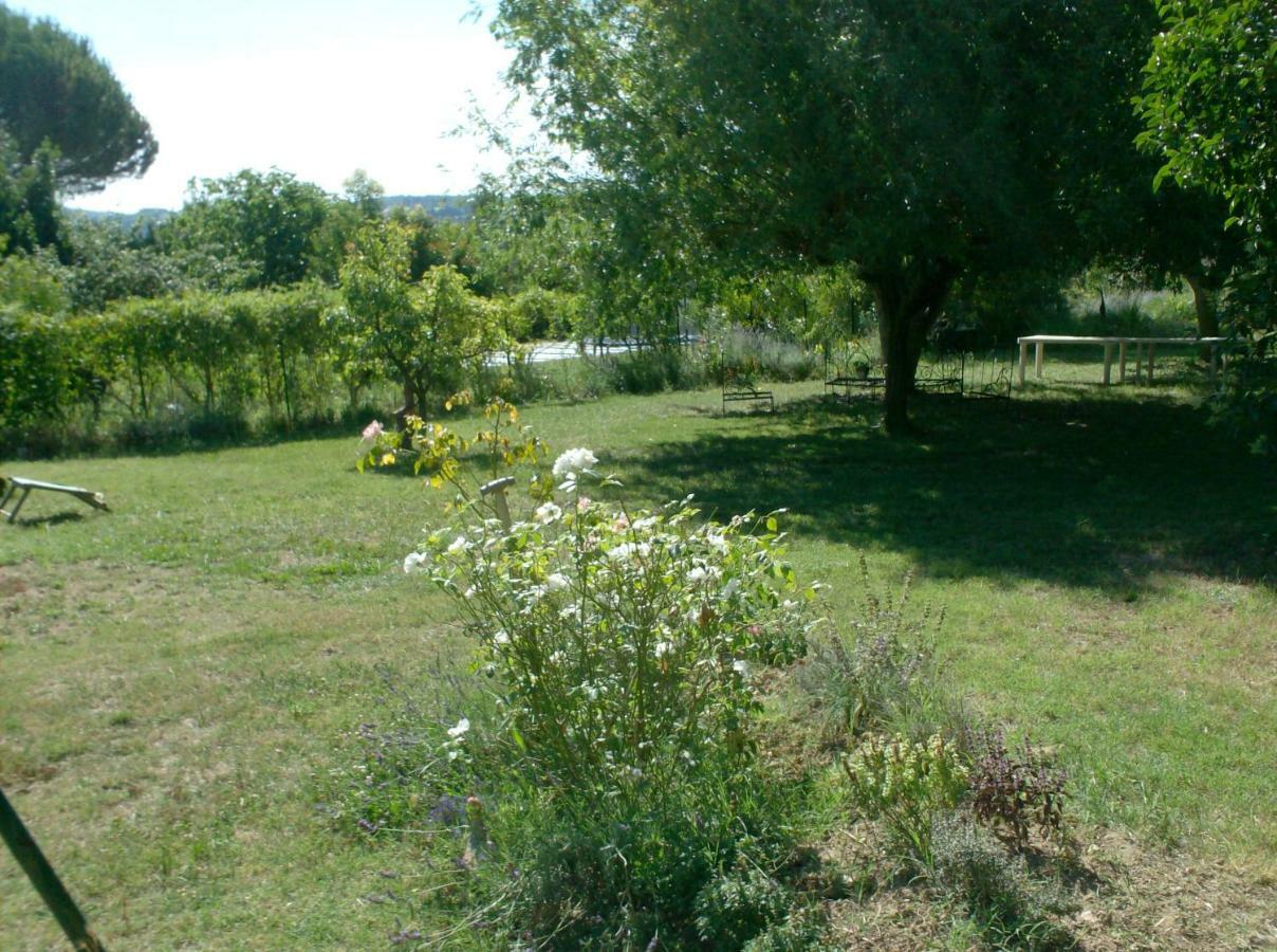 Apartmán L'Oustalet La Tour-dʼAigues Exteriér fotografie